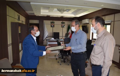 تقدیر مدیر امورپردیس های استان از رییس سازمان مدیریت وبرنامه ریزی استان در جذب اعتبار