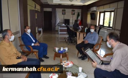 تقدیر مدیر امورپردیس های استان از رییس سازمان مدیریت وبرنامه ریزی استان در جذب اعتبار 3