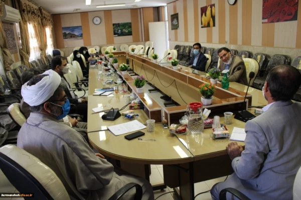 جلسه هم اندیشی اساتید گروه معارف اسلامی دانشگاه فرهنگیان استان برگزار شد 3