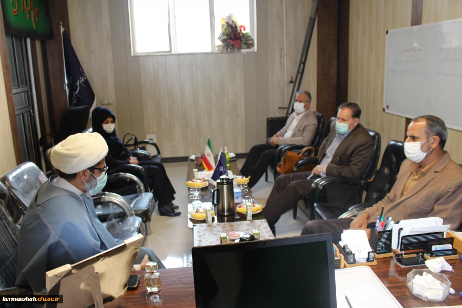 جلسه هم اندیشی مسئول محترم نهاد نمایندگی مقام معظم رهبری با مدیر گروه های آموزشی در پردیس شهید رجائی برگزار گردید. 2