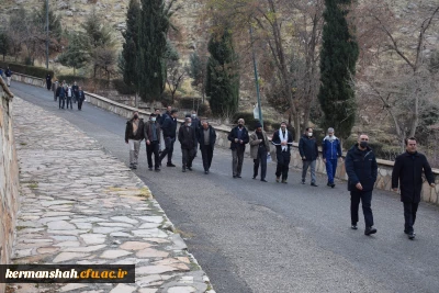  به مناسبت دومین سالگرد شهادت سردار دلها برگزار شد:

همایش پیاده روی دانشجویان، کارکنان و اعضای هیئت علمی دانشگاه فرهنگیان کرمانشاه