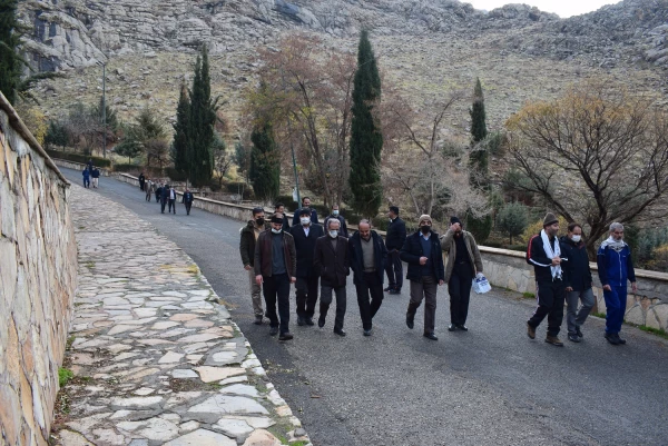 همایش پیاده  روی دانشجویان، کارکنان و اعضای هیئت علمی دانشگاه فرهنگیان کرمانشاه 4