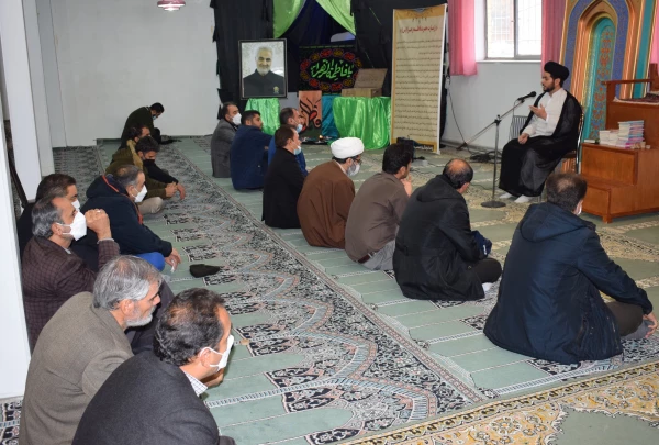 مراسم زیارت عاشورا و قرائت حدیث کساء در دانشگاه فرهنگیان کرمانشاه  2