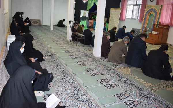 مراسم زیارت عاشورا و قرائت حدیث کساء در دانشگاه فرهنگیان کرمانشاه  5