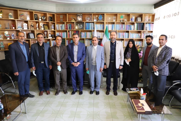 
دیدار مدیر امور پردیس های استان با مدیر کل جدید آموزش و پرورش 
 2