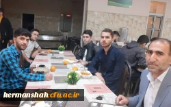 حضور مدیر امور پردیس های استان در مراسم سحری دانشجویان پردیس شهید رجایی 2