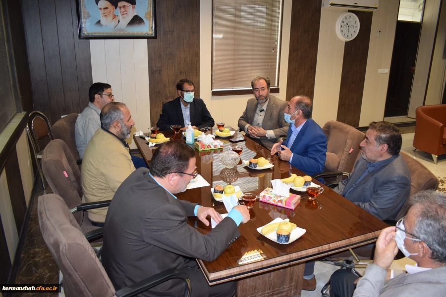 دیدار صمیمی مسولین بسیج اساتید استان با مدیر امور پردیس های دانشگاه فرهنگیان کرمانشاه 2