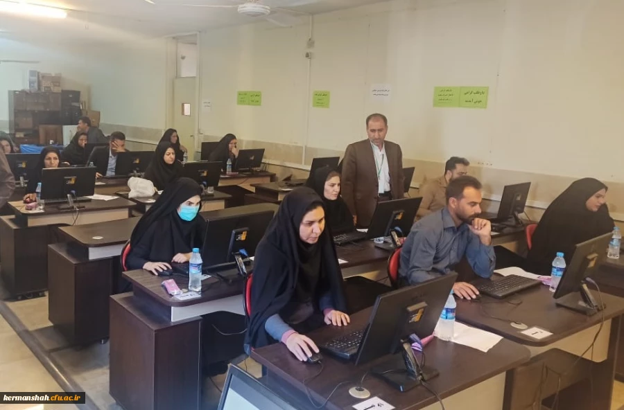 آغاز آزمون حضوری-الکترونیکی مهارت آموزان در پردیس شهید رجایی 2