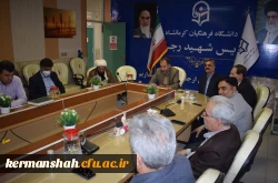 از کارمند بازنشسته دانشگاه تقدیر شد. 2