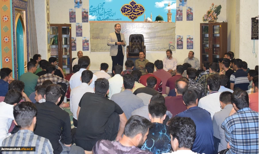 مراسم بزرگداشت هفته وحدت برگزار شد. 2