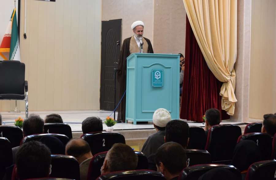 دکتر عظیم عظیمی به عنوان مدیر امور پردیس های دانشگاه فرهنگیان استان کرمانشاه معرفی شد. 3