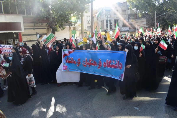 حماسه حضور انقلابی جامعه دانشگاه فرهنگیان کرمانشاه در راهپیمایی روز ملی مبارزه با استکبار جهانی 4