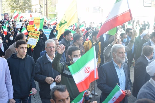 حماسه حضور انقلابی جامعه دانشگاه فرهنگیان کرمانشاه در راهپیمایی روز ملی مبارزه با استکبار جهانی 6