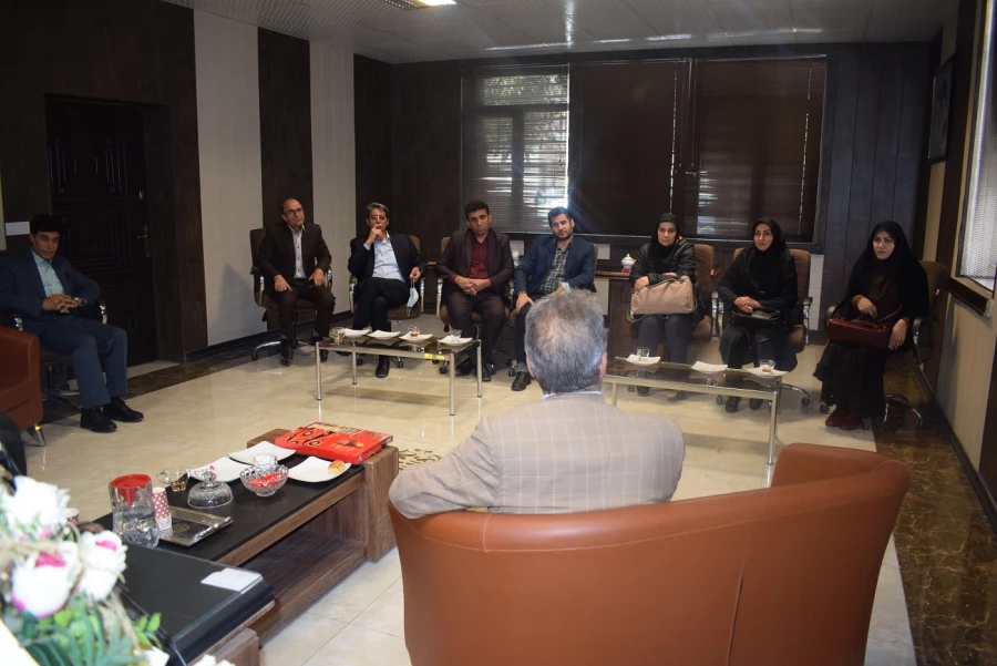 دیدار اساتید دانشگاه با سرپرست جدید مدیریت امور پردیس های استان کرمانشاه 4