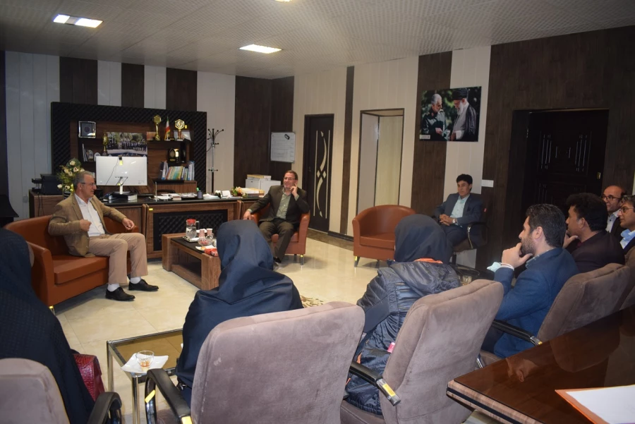 دیدار اساتید دانشگاه با سرپرست جدید مدیریت امور پردیس های استان کرمانشاه 6