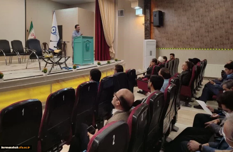 نشست هم اندیشی استادان با موضوع واکاوی و نحلیل وقایع اخیر کشور 2