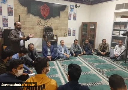 
دیدار مدیر کل آموزش و پرورش استان با دانشجویان پردیس شهید رجایی
 3