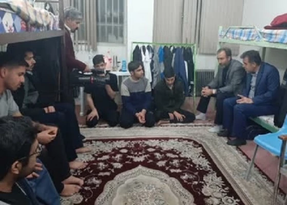 دیدار مدیر کل آموزش و پرورش استان با دانشجویان پردیس شهید رجایی
 5