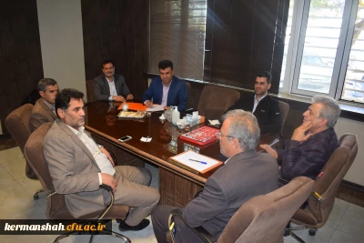 در دفتر مدیریت استان برگزارشد:

جلسه هم اندیشی گروه علوم تربیتی پردیس شهید رجایی