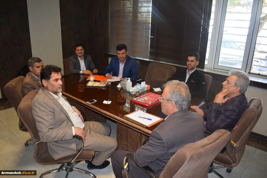 جلسه گروه علوم تربیتی پردیس شهید رجایی برگزار شد. 2