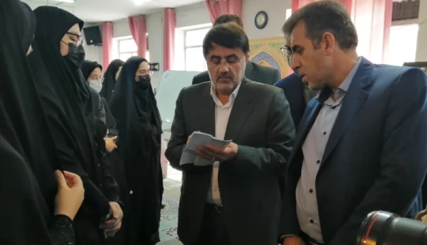 نشست بهمن امیری مقدم استاندار کرمانشاه با دانشجویان دختر پردیس دانشگاهی شهید صدوقی دانشگاه فرهنگیان 2