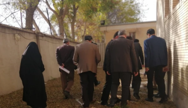 نشست بهمن امیری مقدم استاندار کرمانشاه با دانشجویان دختر پردیس دانشگاهی شهید صدوقی دانشگاه فرهنگیان 10