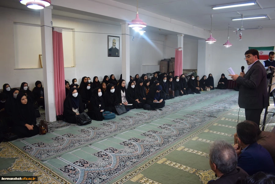 نشست صمیمی استاندار کرمانشاه با دانشجویان پردیس شهید صدوقی کرمانشاه 2