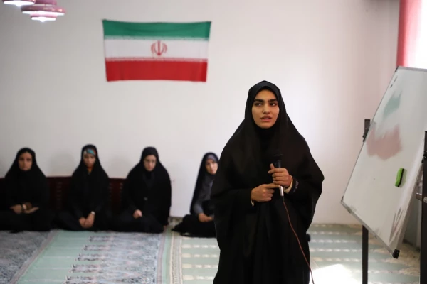 نشست صمیمی استاندار کرمانشاه با دانشجویان پردیس شهید صدوقی کرمانشاه 8