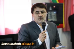 نشست صمیمی استاندار کرمانشاه با دانشجویان پردیس شهید صدوقی کرمانشاه 9