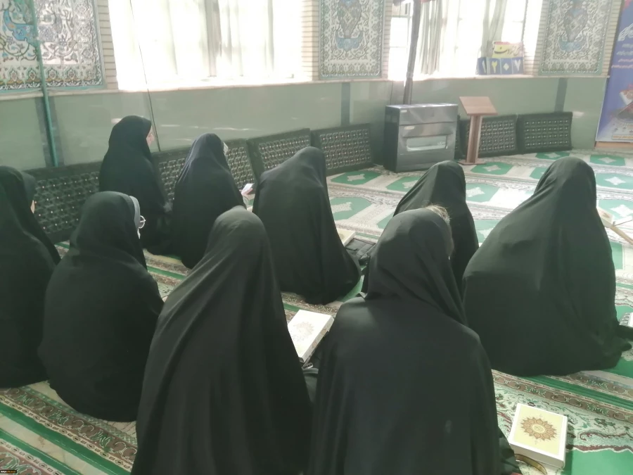 تشکیل محفل انس با قرآن 5