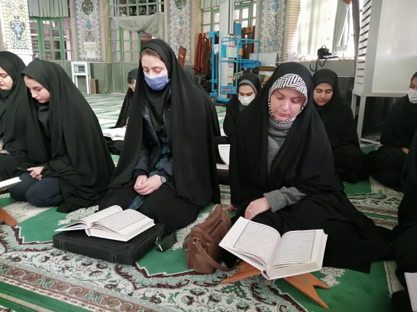 تشکیل محفل انس با قرآن 6