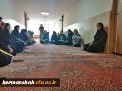 نشست صمیمی سرپرست شهید صدوقی دکتر رحیم زاده ،  معاون پشتیبانی آقای فلاحی و سرپرستان خوابگاه با دانشجومعلمان نماینده اتاق بلوک سه 2