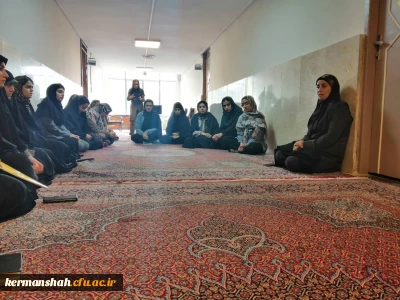 طرح مشکلات رفاهی و آموزشی دانشجو معلمان پردیس شهید صدوقی در :

نشست صمیمی سرپرست شهید صدوقی دکتر رحیم زاده ،  معاون پشتیبانی آقای فلاحی و سرپرستان خوابگاه با دانشجومعلمان نماینده اتاق بلوک سه