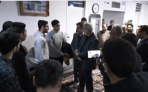 بازدید سرزده وزیر آموزش و پرورش ازپردیس شهید رجایی کرمانشاه 11