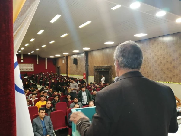 یازدهمین جشنواره ملی پژوهش و فناوری دانشگاه فرهنگیان کرمانشاه 8