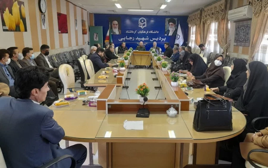 همایش مکتب سلیمانی ، عزت و اقتدار ایران اسلامی در دانشگاه فرهنگیان کرمانشاه  6