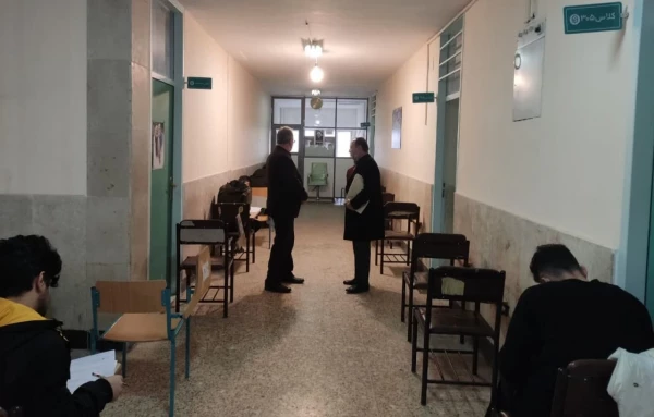 بازدید از روند برگزاری امتحانات پایان ترم دانشجویان دانشگاه فرهنگیان  4