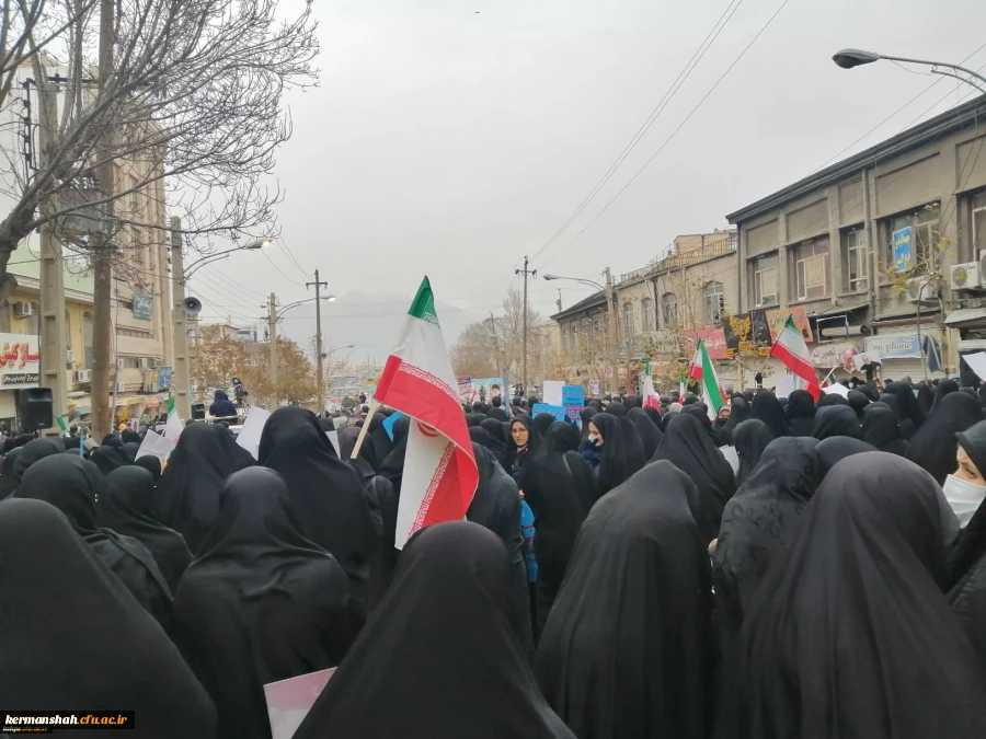 
اجتماع بزرگ سلیمانی ها در شهر کرمانشاه 2