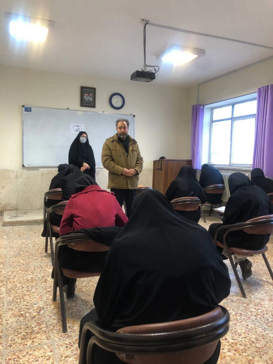 بازدید از روند برگزاری امتحانات پایان ترم دانشجویان پردیس شهید صدوقی دانشگاه فرهنگیان کرمانشاه 5