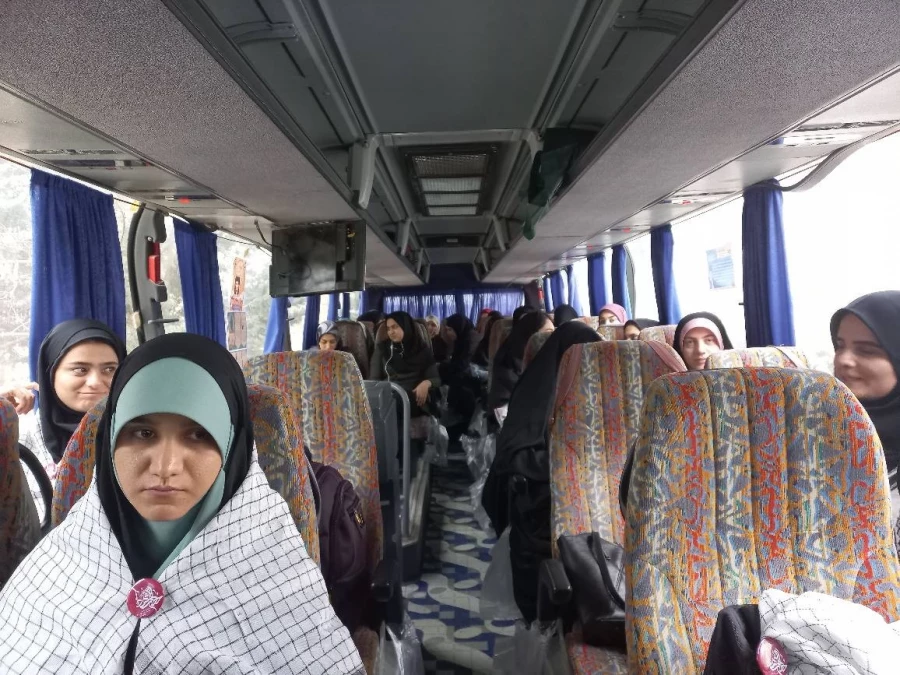 اعزام دانشجومعلمان دختر پردیس شهید صدوقی به اردوی راهیان نور 7