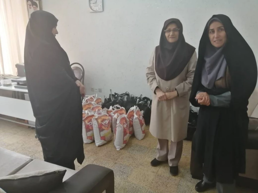 پویش بهار مهربانی (جمع آوری کمک های مومنانه و تهیه  بسته های معیشتی) 3