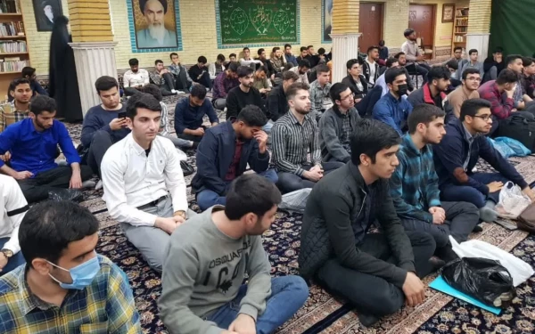 برگزاری مراسم «ضیافت شهدا» در دانشگاه فرهنگیان کرمانشاه 6