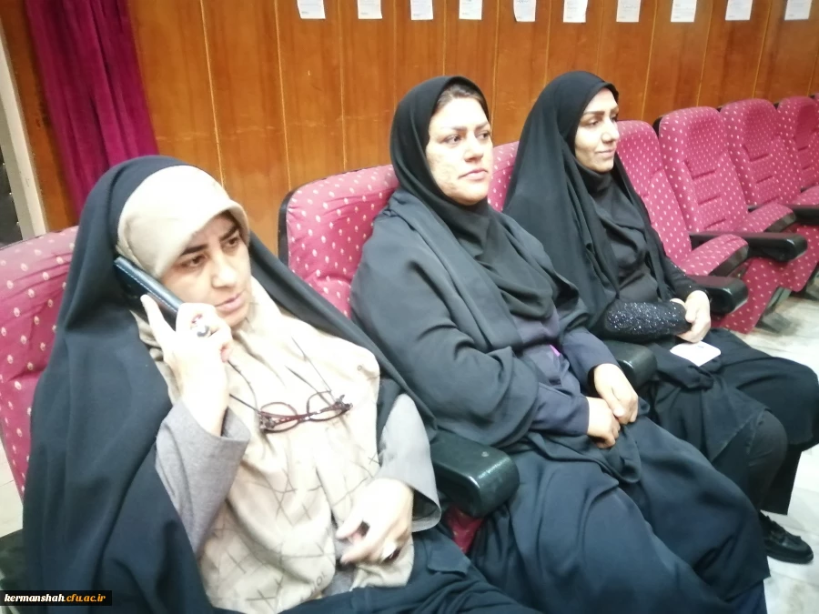 
جلسه هم اندیشی اداره کل آموزش و پرورش استان کرمانشاه با دانشجومعلمان 3