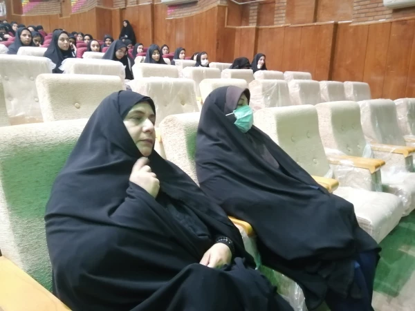 
جلسه هم اندیشی اداره کل آموزش و پرورش استان کرمانشاه با دانشجومعلمان 6