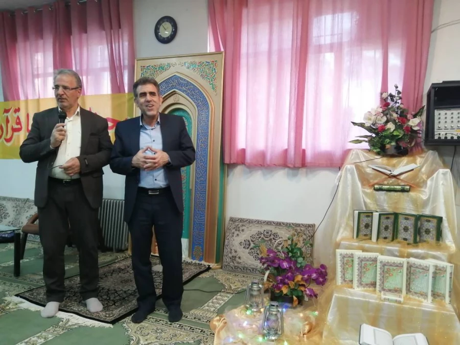 محفل انس با قرآن کریم و ضیافت افطاری 9