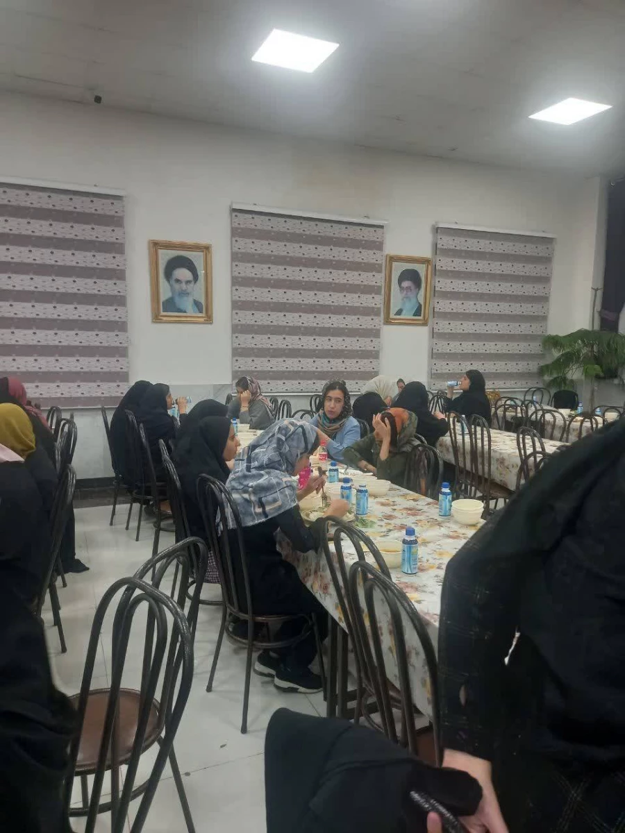 محفل انس با قرآن کریم و ضیافت افطاری 11