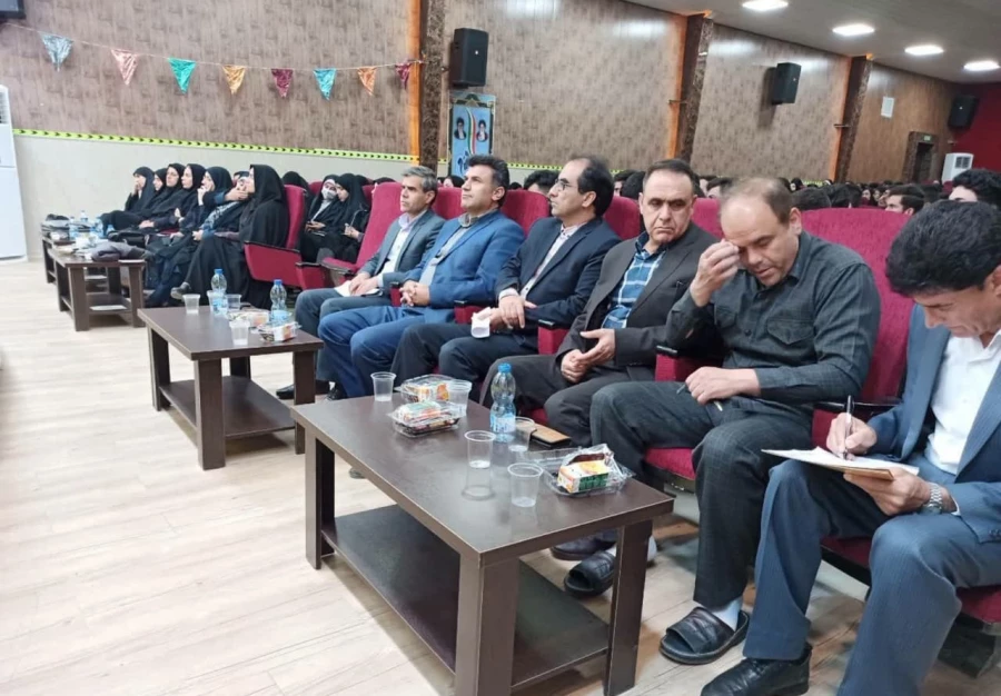 برگزاری همایش دانشجویی بزرگداشت روز ملی خلیج فارس  4