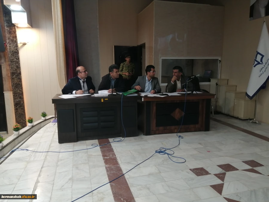 اجرای مرحله حضوری داوری مرحله استانی دهمین جشنواره تدریس برتر رشته آموزش ابتدایی 8