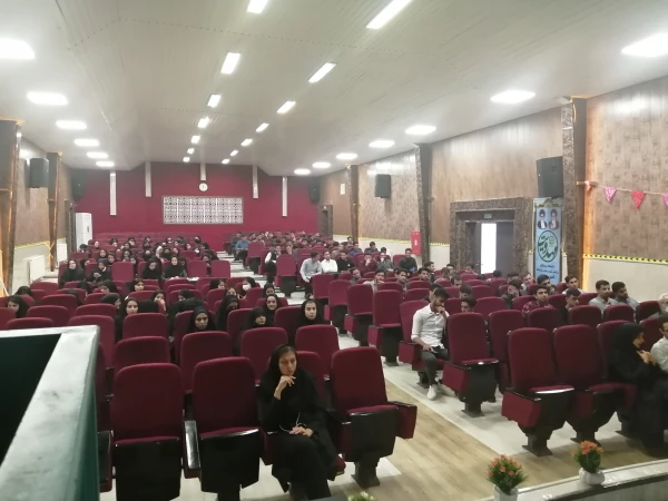 اجرای مرحله حضوری داوری مرحله استانی دهمین جشنواره تدریس برتر رشته آموزش ابتدایی 11