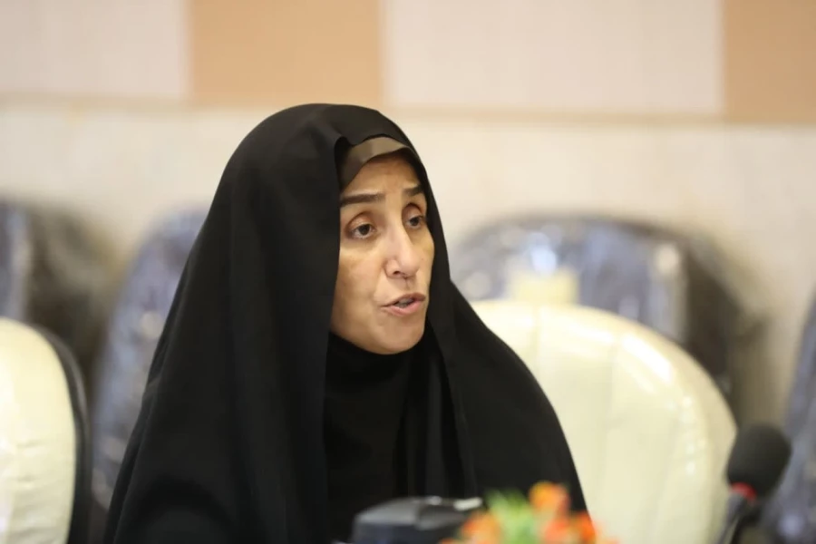 اگر کشور بخواهد پیشرفت واقعی داشته باشد باید به دانشگاه فرهنگیان توجه کند. 3